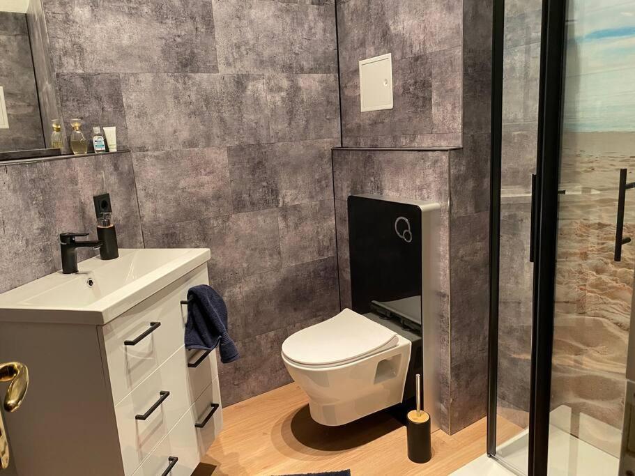 Innenstadt Refugium In Ruhiger Wasserlage+Balkon Leipzig Ngoại thất bức ảnh